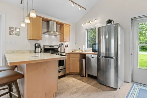 14 Holly Street Portland ME 04103