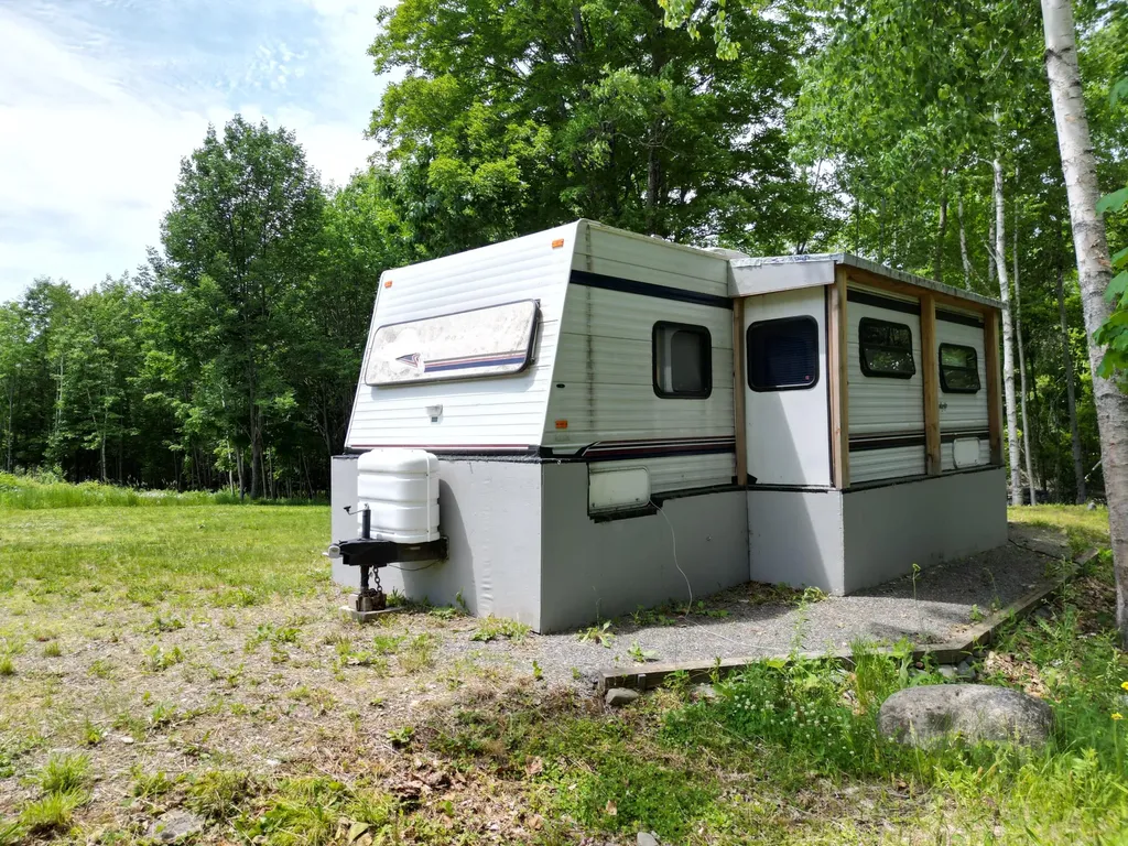 173 North Dixmont Road Troy ME 04987