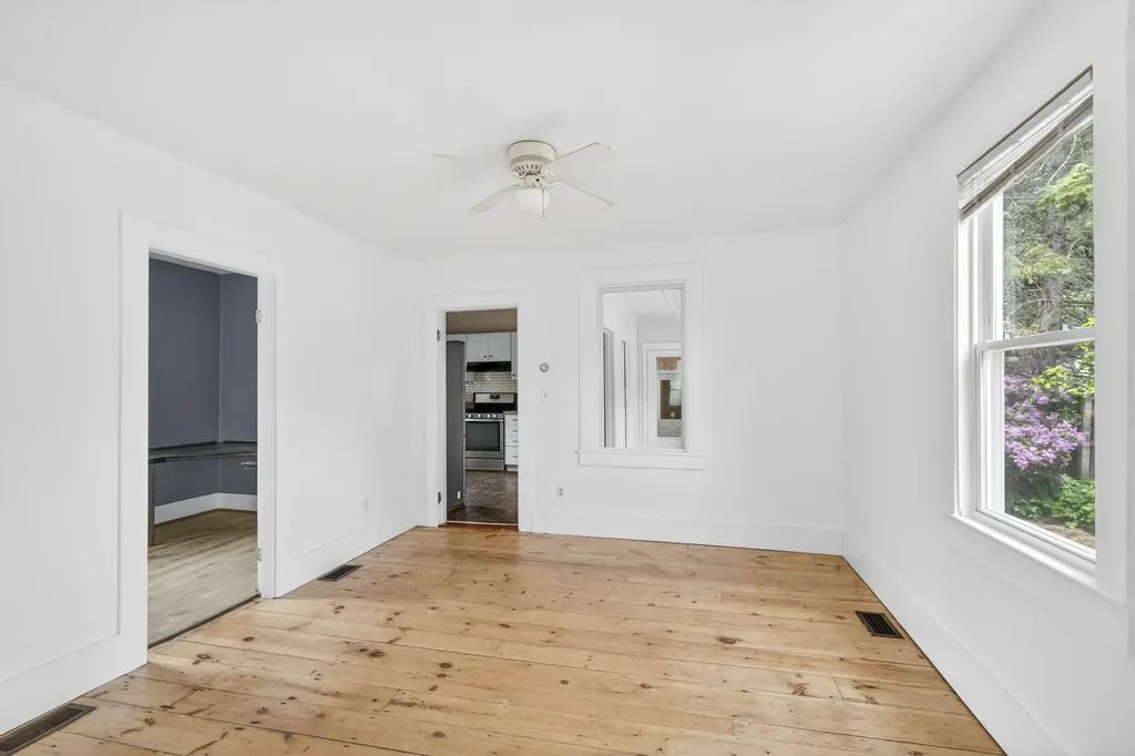 15 Tea Street Rockland ME 04841