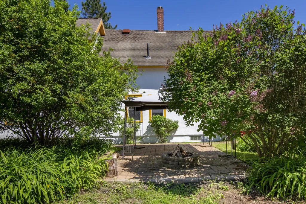 15 Tea Street Rockland ME 04841