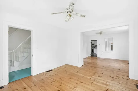 15 Tea Street Rockland ME 04841
