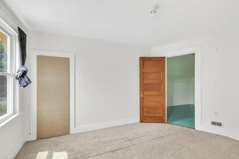 15 Tea Street Rockland ME 04841