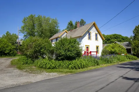 15 Tea Street Rockland ME 04841