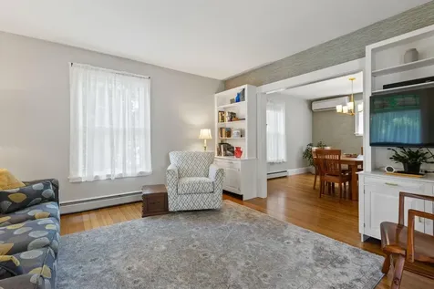 14 Holly Street Portland ME 04103