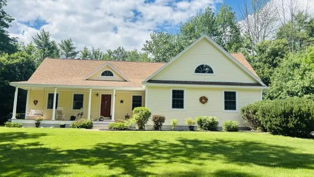 155 Highland Cliff Road Windham ME 04062