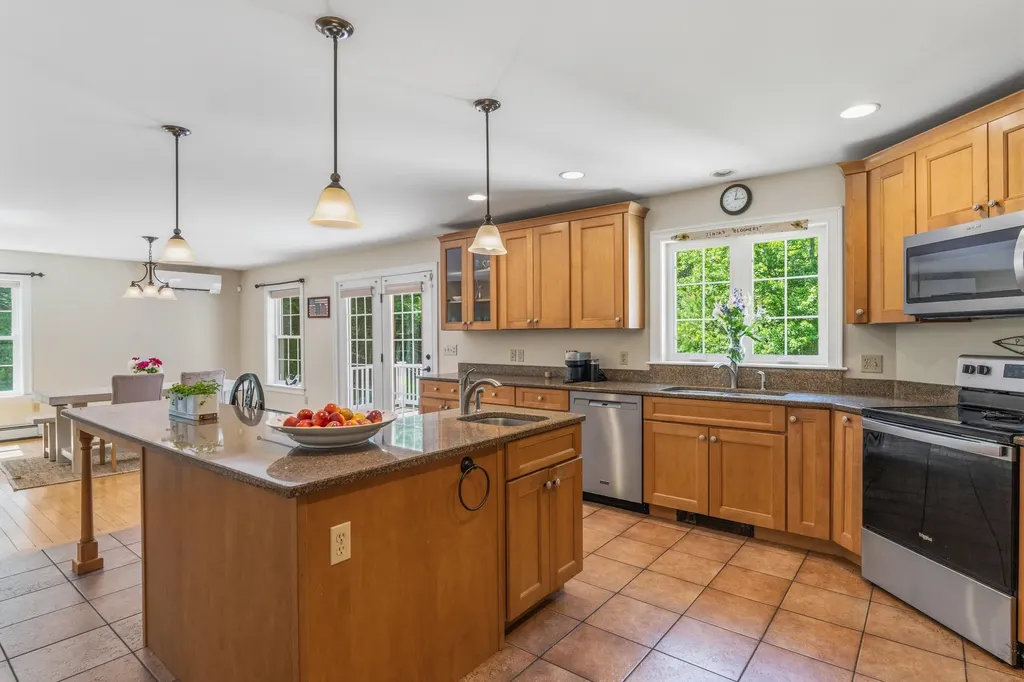 155 Highland Cliff Road Windham ME 04062