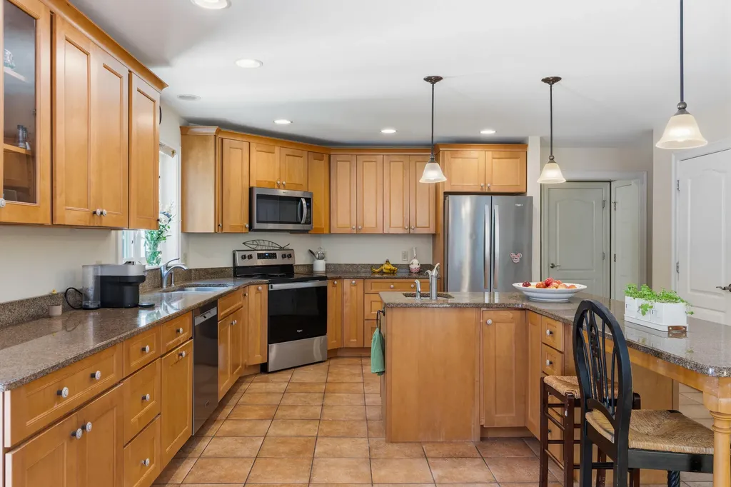 155 Highland Cliff Road Windham ME 04062