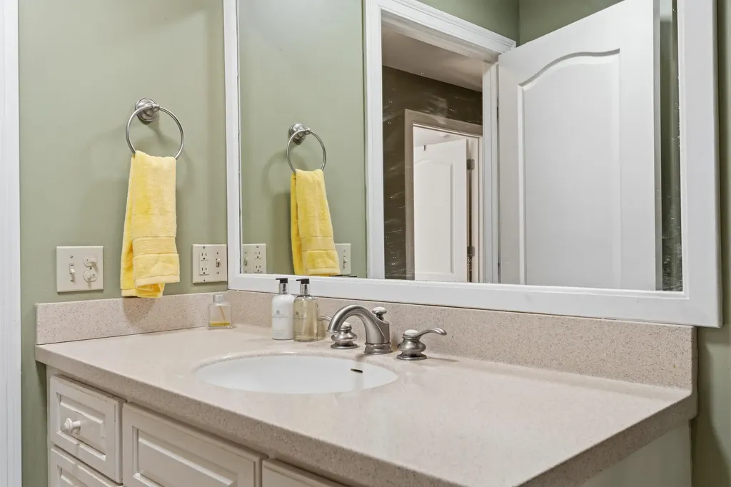 155 Highland Cliff Road Windham ME 04062