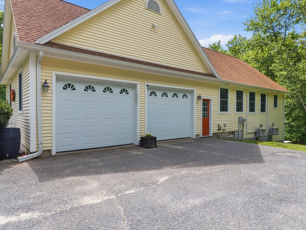 155 Highland Cliff Road Windham ME 04062