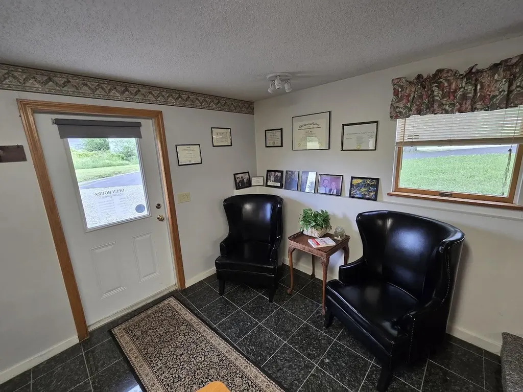 15 Phillips Road Glenburn ME 04401