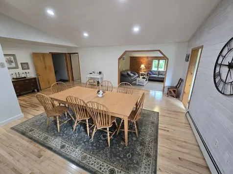 15 Phillips Road Glenburn ME 04401