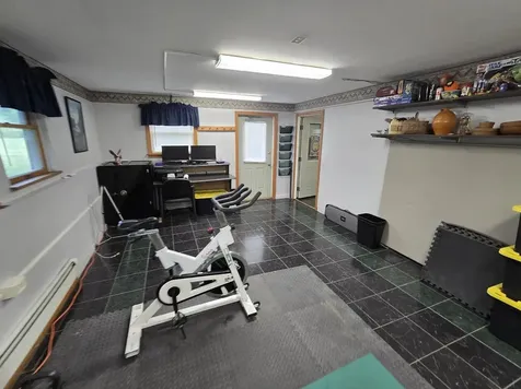 15 Phillips Road Glenburn ME 04401
