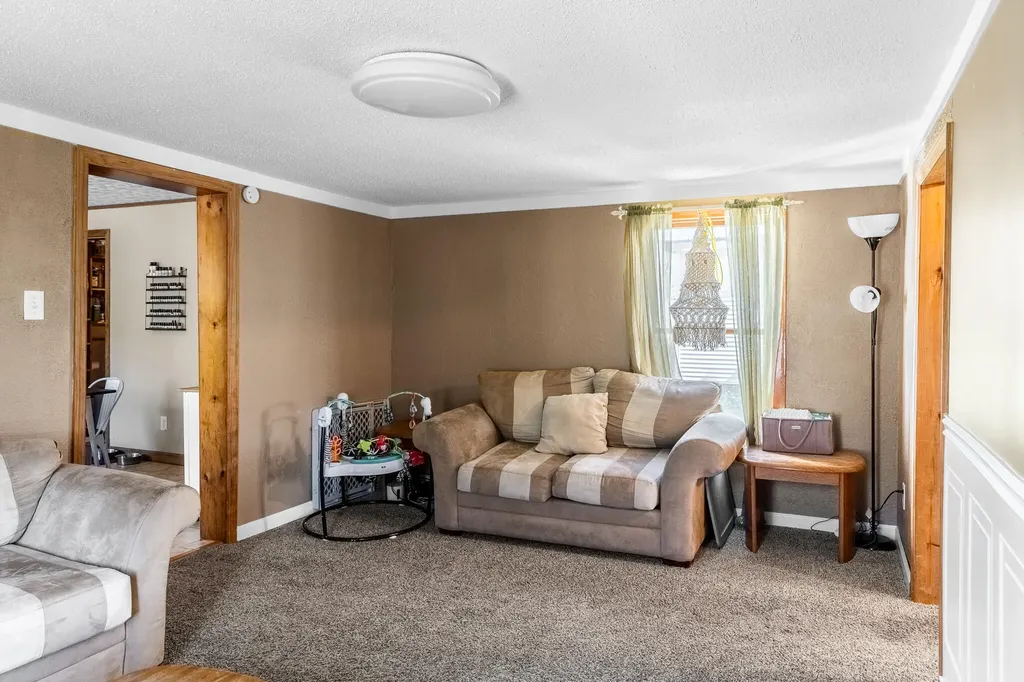 103 Margin Street Orono ME 04473