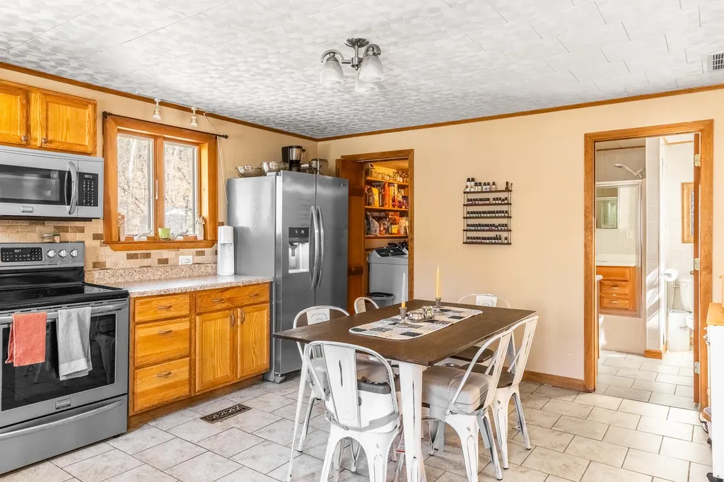 103 Margin Street Orono ME 04473