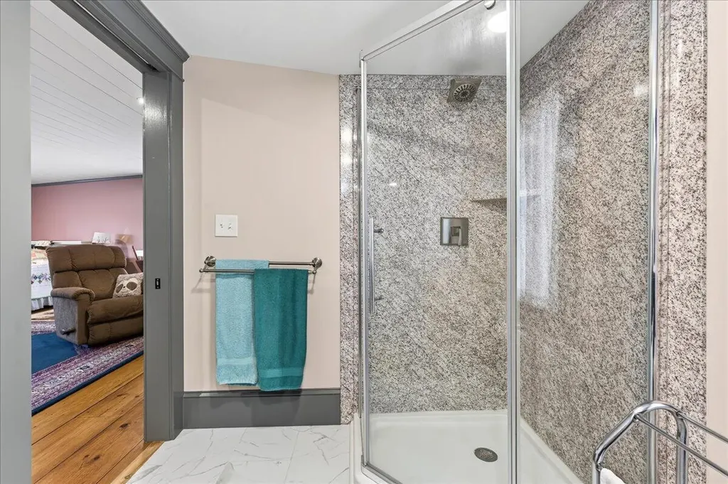 279 W Broadway Bangor ME 04401