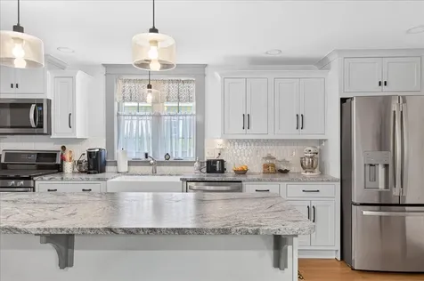 279 W Broadway Bangor ME 04401