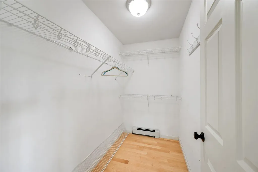 36 Comins Lane Eddington ME 04428