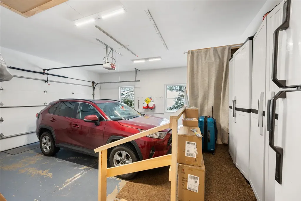 36 Comins Lane Eddington ME 04428