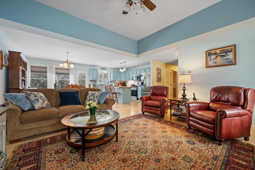 36 Comins Lane Eddington ME 04428