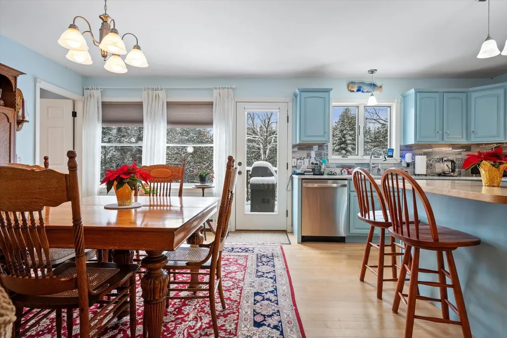 36 Comins Lane Eddington ME 04428