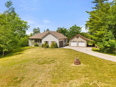 36 Comins Lane Eddington ME 04428