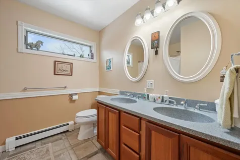 36 Comins Lane Eddington ME 04428