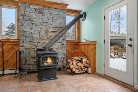 36 Comins Lane Eddington ME 04428
