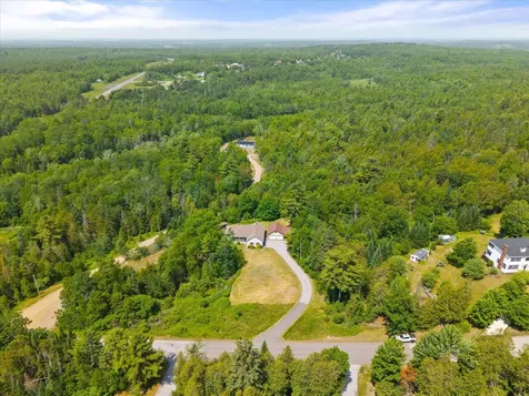 36 Comins Lane Eddington ME 04428