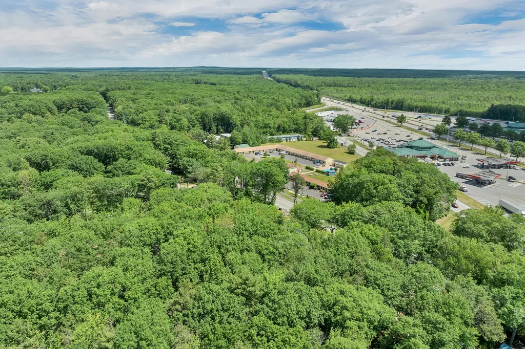 74 Alewive Road Kennebunk ME 04043