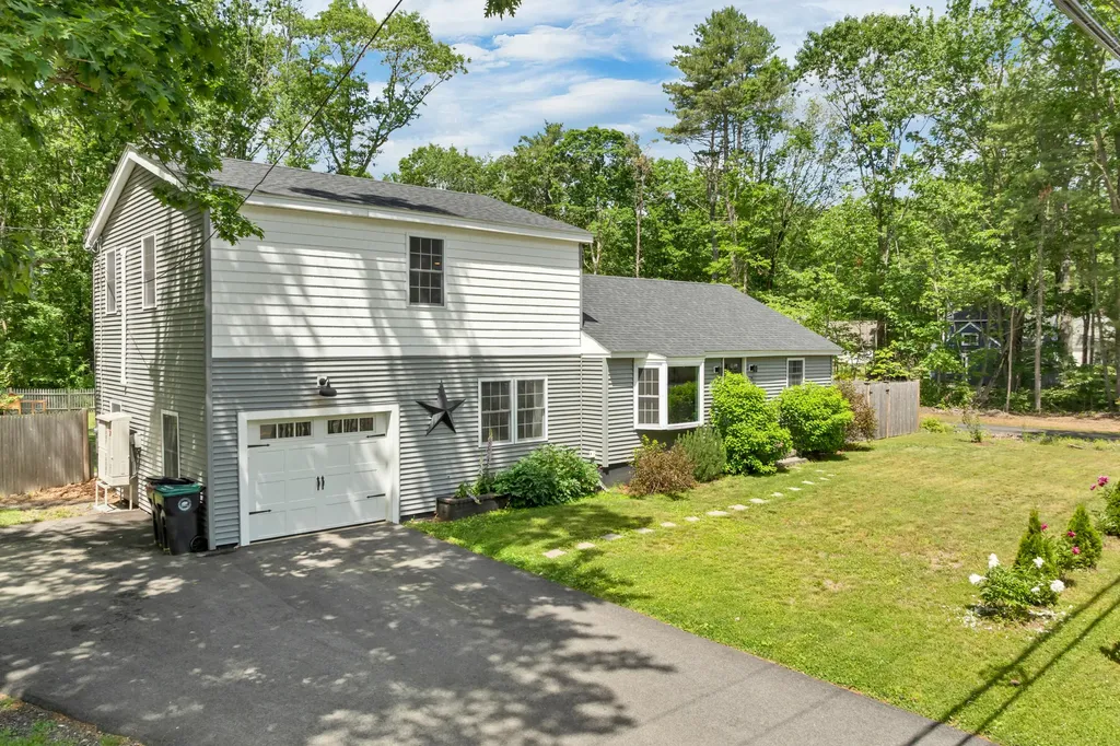 74 Alewive Road Kennebunk ME 04043