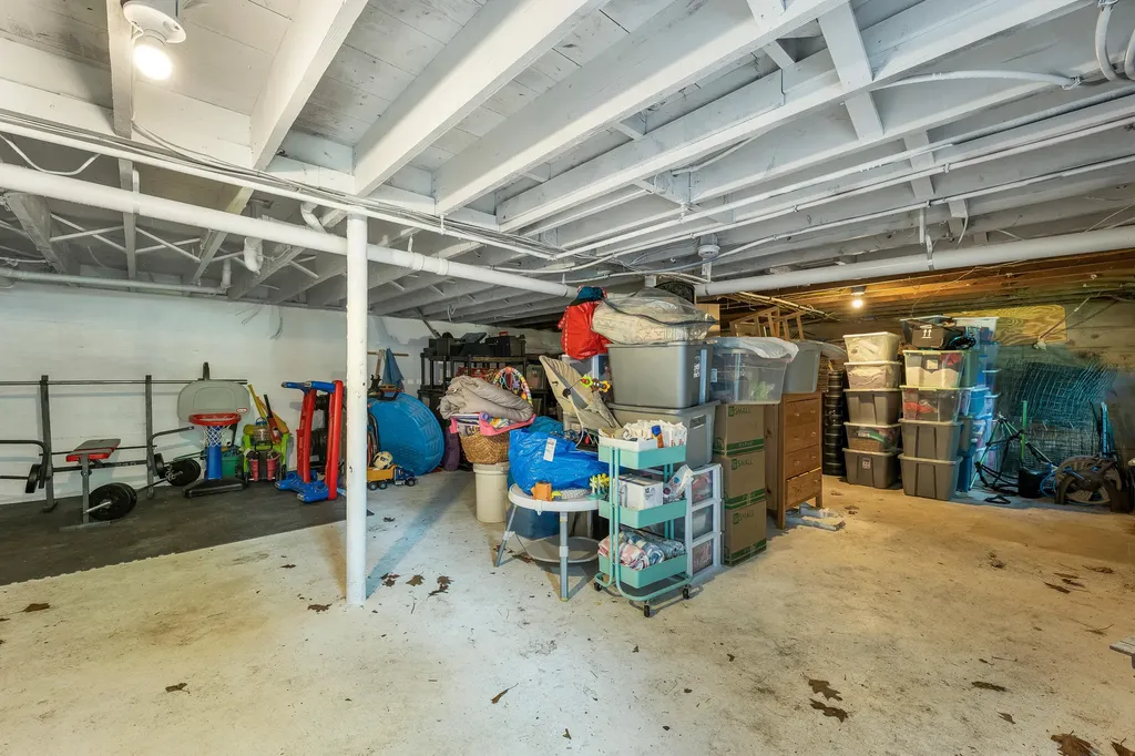 74 Alewive Road Kennebunk ME 04043