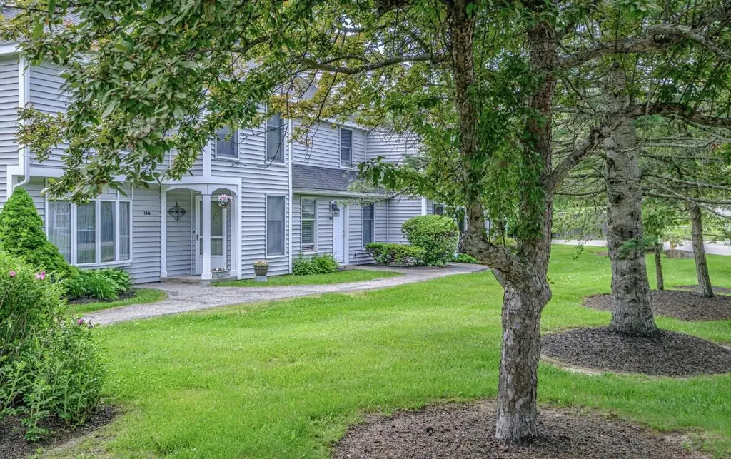 18 Appleledge Drive Portland ME 04103
