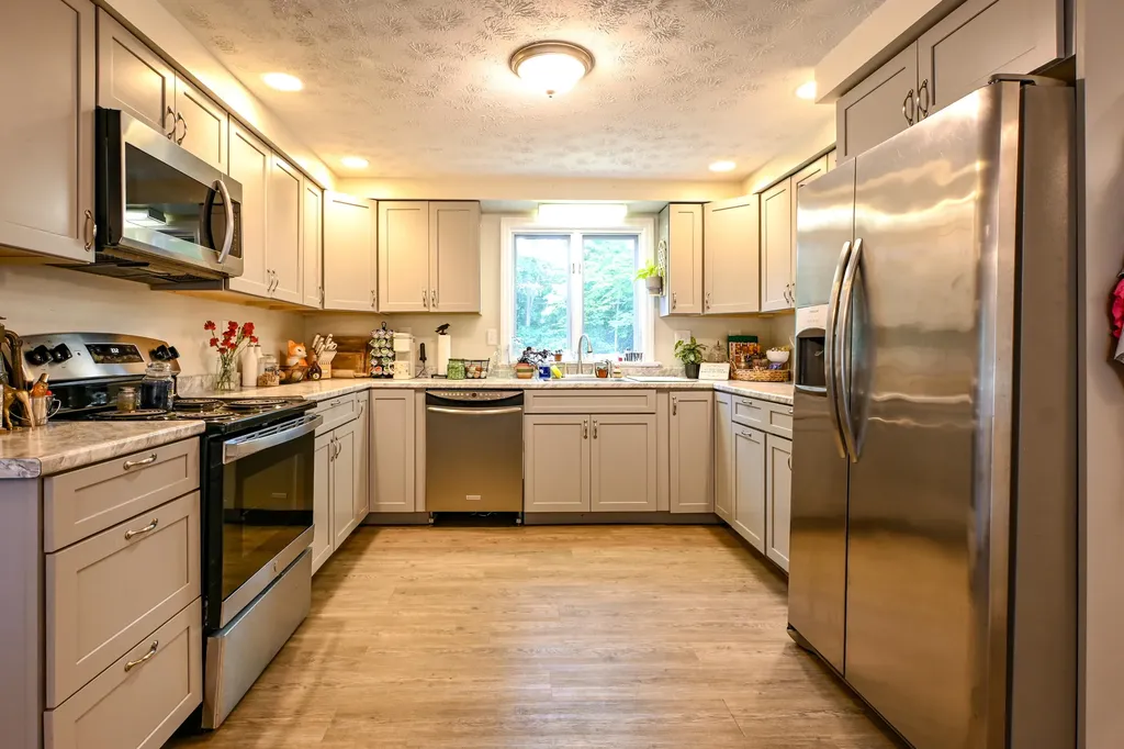 266 Sokokis Trail S Limerick ME 04048