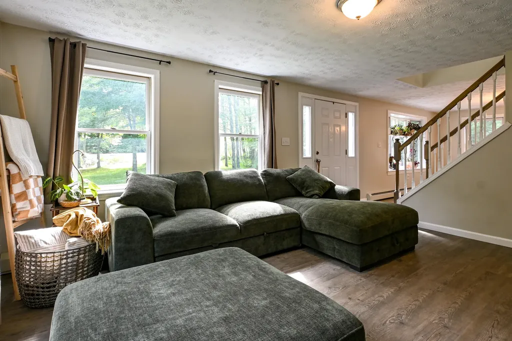 266 Sokokis Trail S Limerick ME 04048
