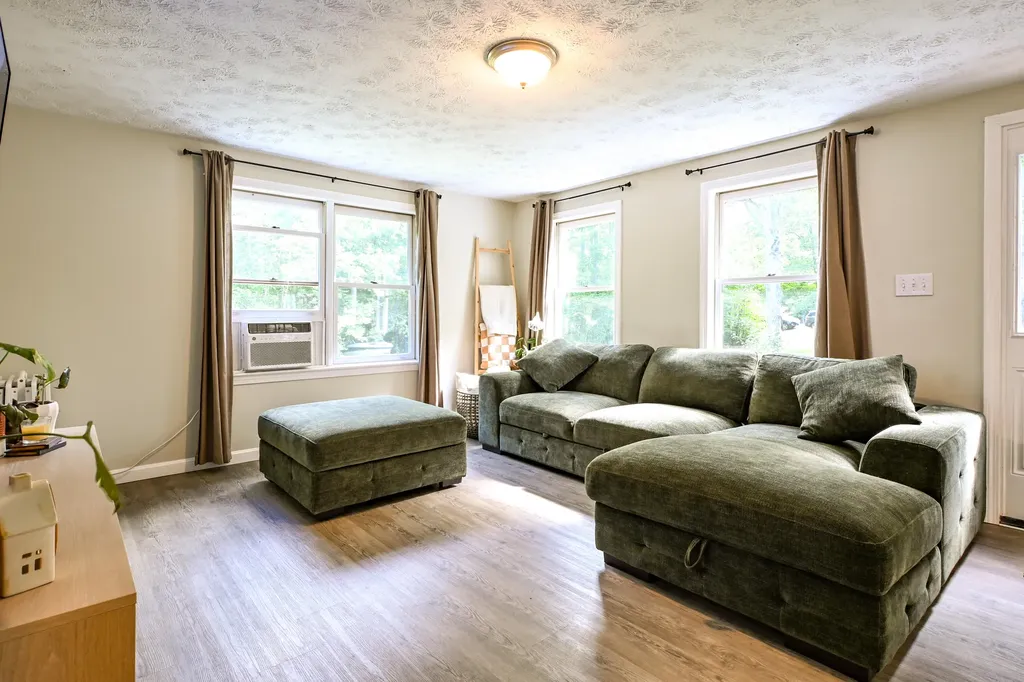 266 Sokokis Trail S Limerick ME 04048