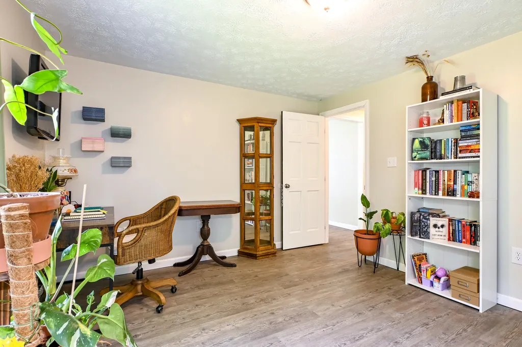 266 Sokokis Trail S Limerick ME 04048