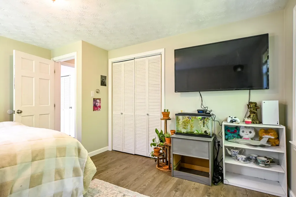 266 Sokokis Trail S Limerick ME 04048
