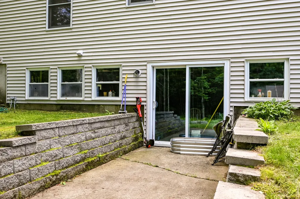 266 Sokokis Trail S Limerick ME 04048