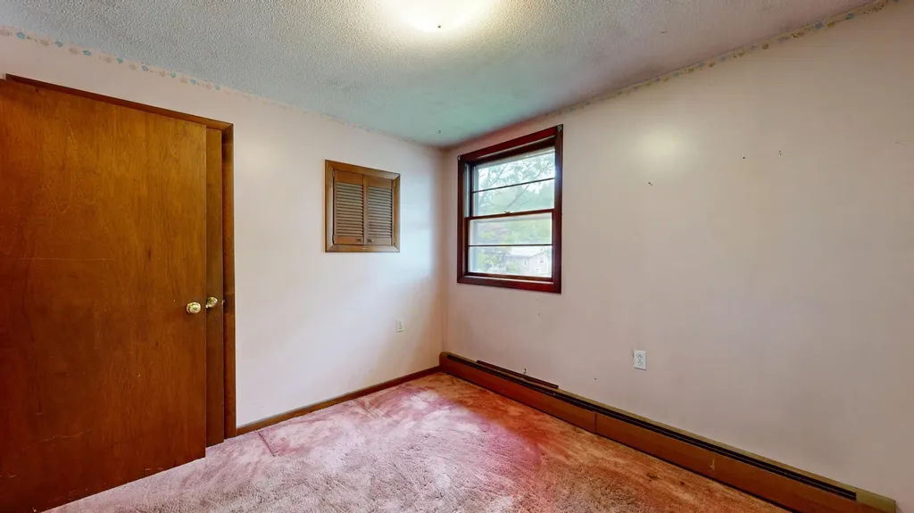 172 Sandy Hill Road South Portland ME 04106