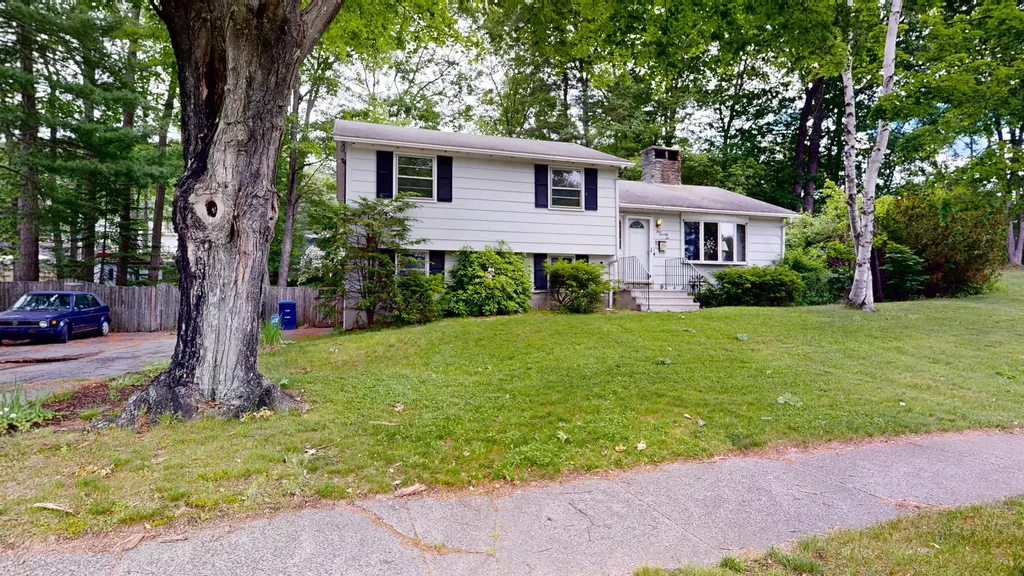172 Sandy Hill Road South Portland ME 04106