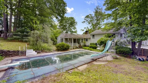 172 Sandy Hill Road South Portland ME 04106