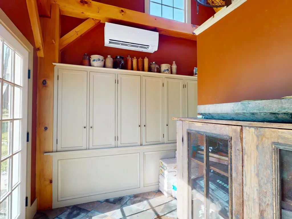 42 High Street Vinalhaven ME 04863