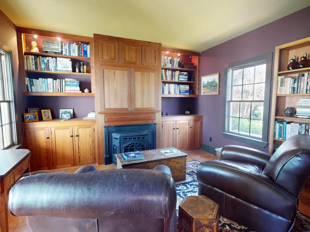42 High Street Vinalhaven ME 04863