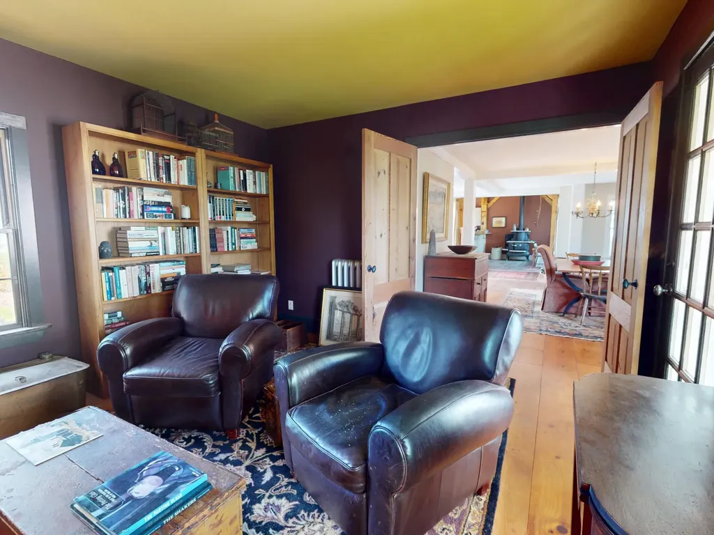 42 High Street Vinalhaven ME 04863