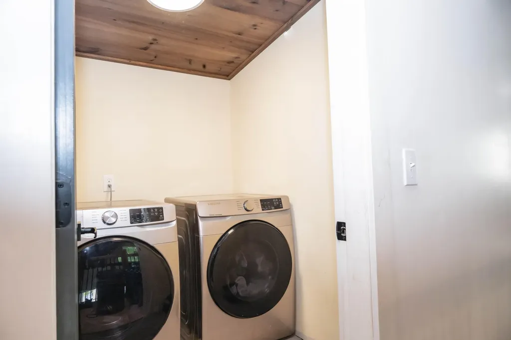 17 Green Street Dover-foxcroft ME 04426