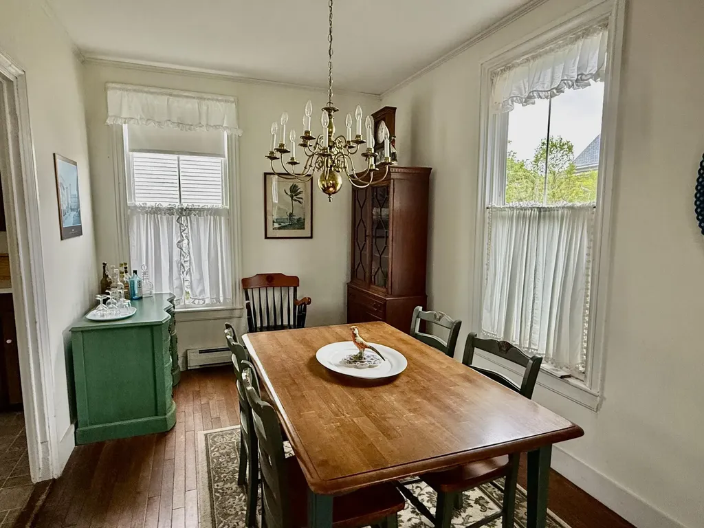 16 Brighton Avenue Vinalhaven ME 04863