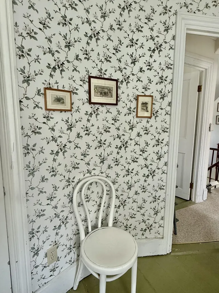 16 Brighton Avenue Vinalhaven ME 04863