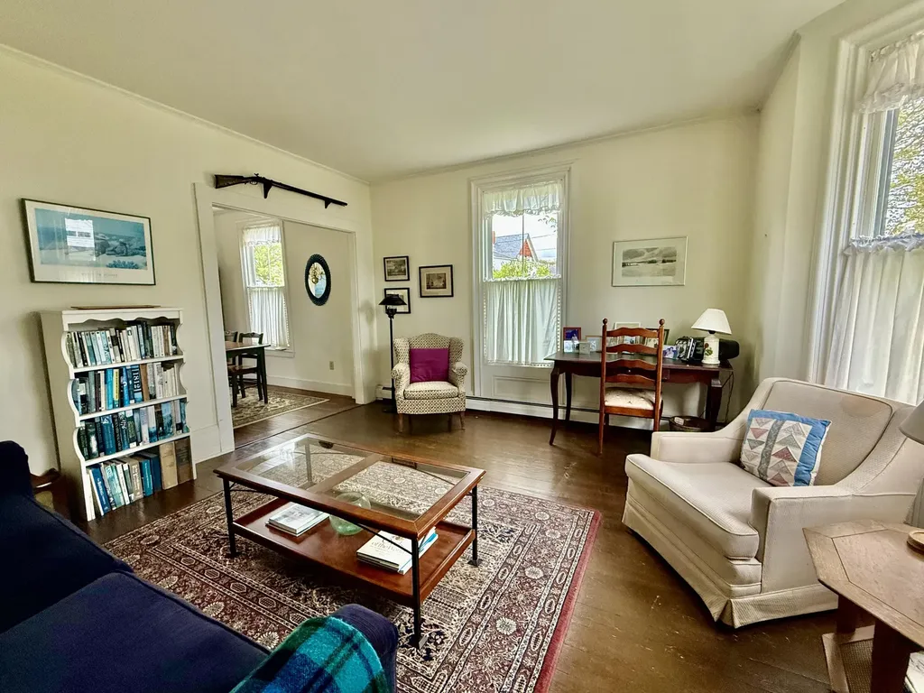 16 Brighton Avenue Vinalhaven ME 04863