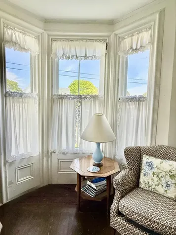 16 Brighton Avenue Vinalhaven ME 04863