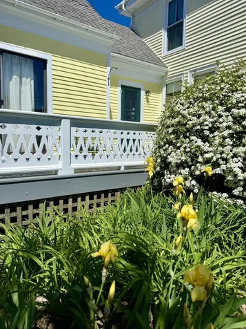 16 Brighton Avenue Vinalhaven ME 04863